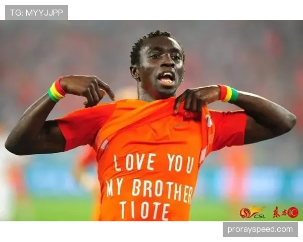 温情时刻：全场为罹患重病的小球迷鼓掌祝福