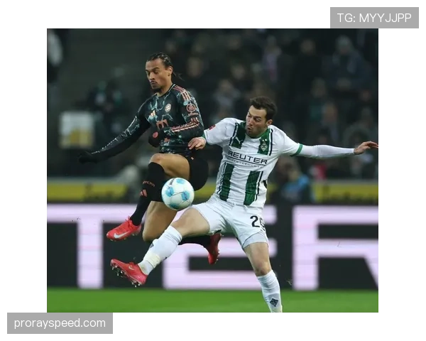 半场战报：不来梅1-0领先门兴，杜克施点射破门